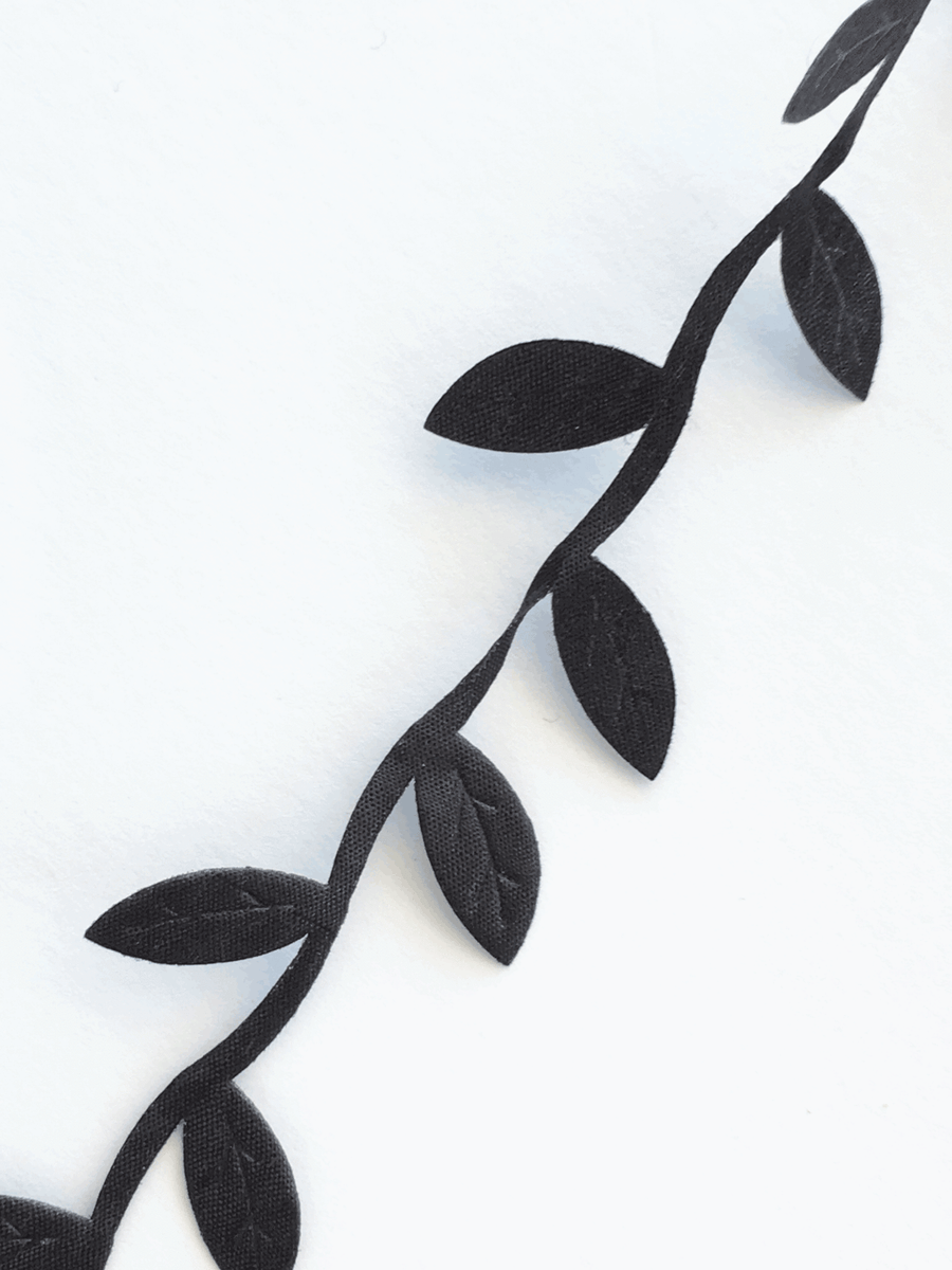 Leaf Garland Ribbon Black - 5mt length